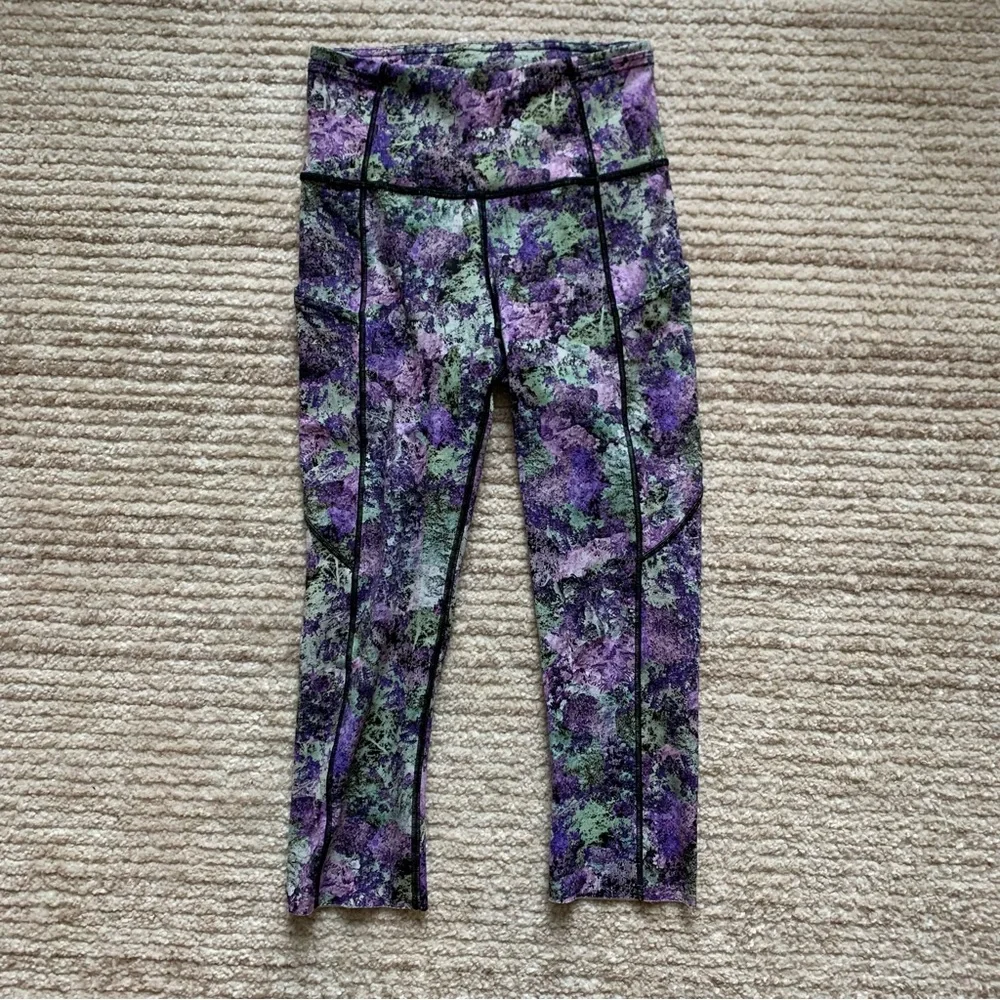 Lululemon Fast & Free Crop 19” Purple Size 4